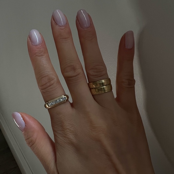 **SOLD** GORGEOUS 14K GOLD DIAMOND RING - Picture 4 of 6